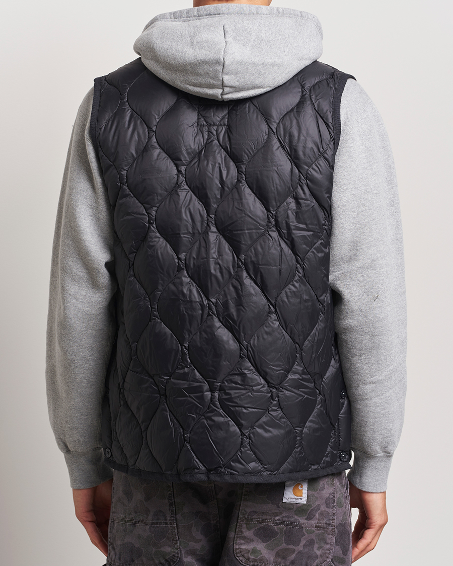 Mies | Takit | TAION | Military Crew Neck Down Vest Black
