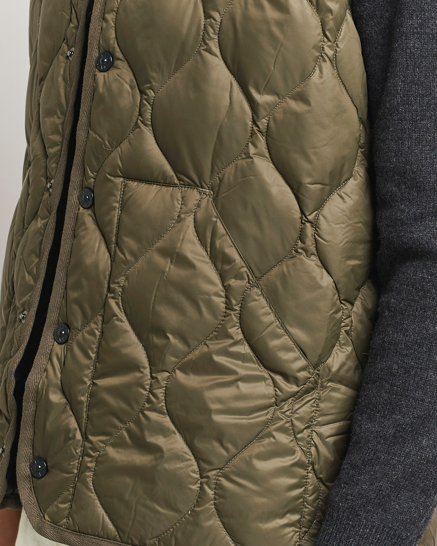 Mies | Takit | TAION | Military Crew Neck Down Vest Dark Olive