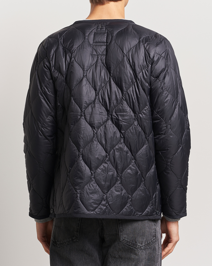 Mies | Takit | TAION | Military Crew Neck Down Jacket Black