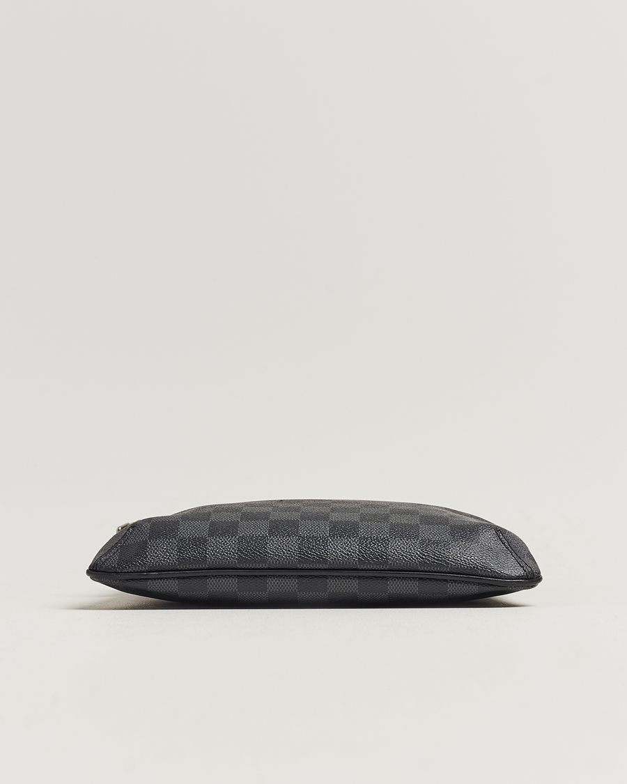 Mies | Louis Vuitton Pre-Owned Thomas Messenger Bag Damier Graphite | Louis Vuitton Pre-Owned | Thomas Messenger Bag Damier Graphite