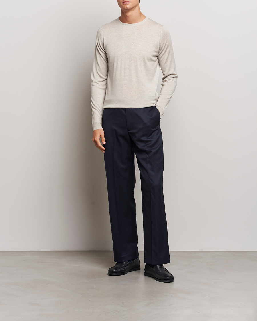 Mies | Puserot | John Smedley | Lundy Extra Fine Merino Crew Neck Grey Fleece