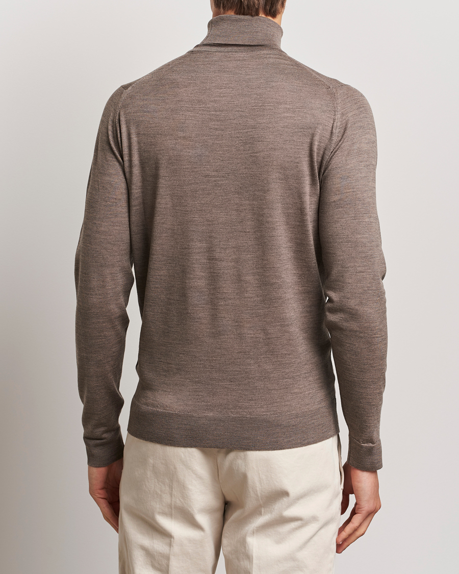 Mies | Puserot | John Smedley | Cherwell Extra Fine Merino Rollneck Mushroom Brown