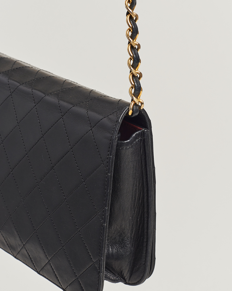 Mies | Chanel Pre-Owned Single Full Flap Bag Black Lambskin | Chanel Pre-Owned | Single Full Flap Bag Black Lambskin