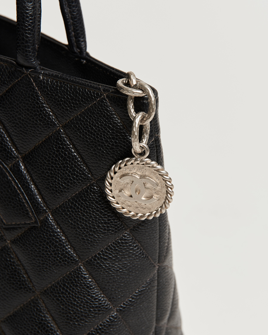 Mies | Chanel Pre-Owned Médallion Tote Bag Black Caviar | Chanel Pre-Owned | Médallion Tote Bag Black Caviar