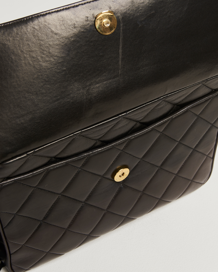 Mies | Chanel Pre-Owned Tassel Flap Shoulder Bag Black Lambskin | Chanel Pre-Owned | Tassel Flap Shoulder Bag Black Lambskin