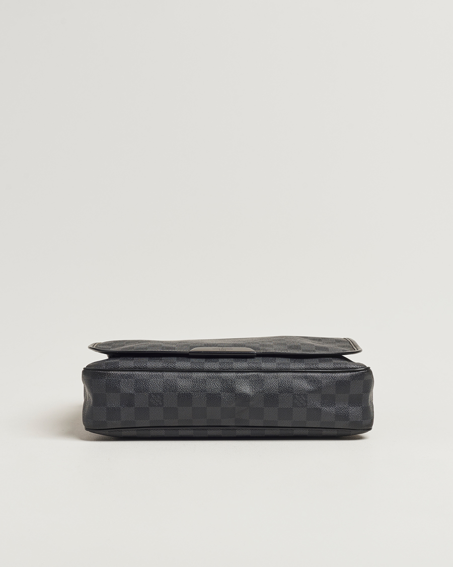 Mies | Louis Vuitton Pre-Owned Daniel MM Shoulder Bag Damier Graphite | Louis Vuitton Pre-Owned | Daniel MM Shoulder Bag Damier Graphite