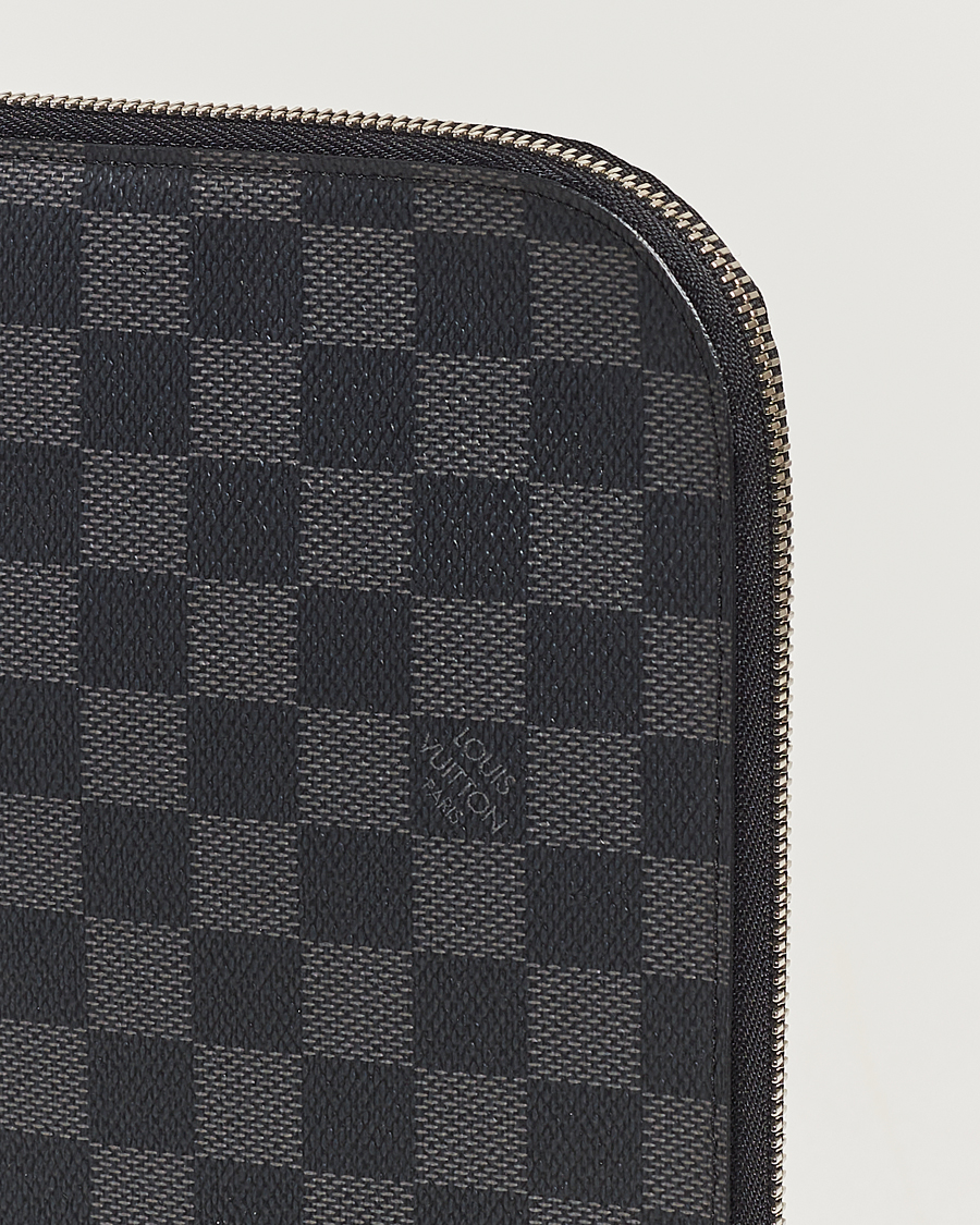 Mies | Louis Vuitton Pre-Owned Poche Joule GM Clutch Bag Damier Graphite | Louis Vuitton Pre-Owned | Poche Joule GM Clutch Bag Damier Graphite