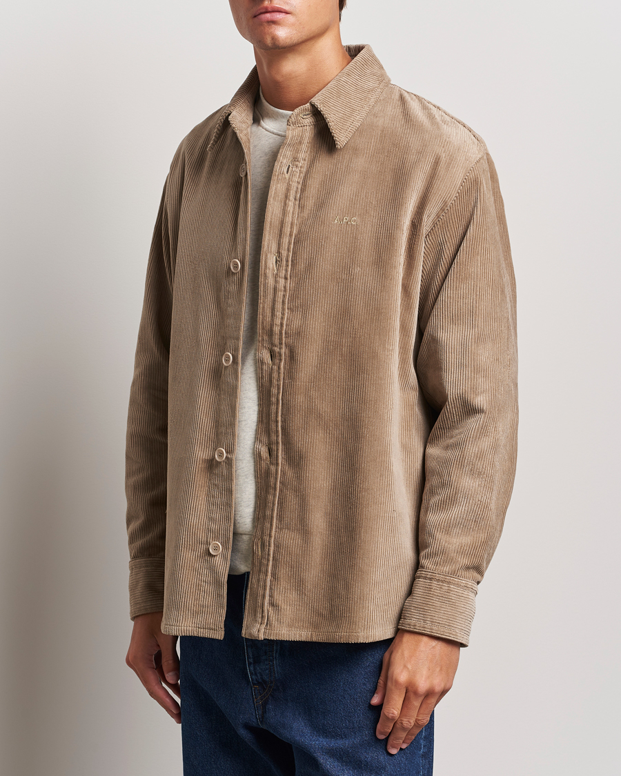 Mies | Kauluspaidat | A.P.C. | Bobby Corduroy Overshirt Beige