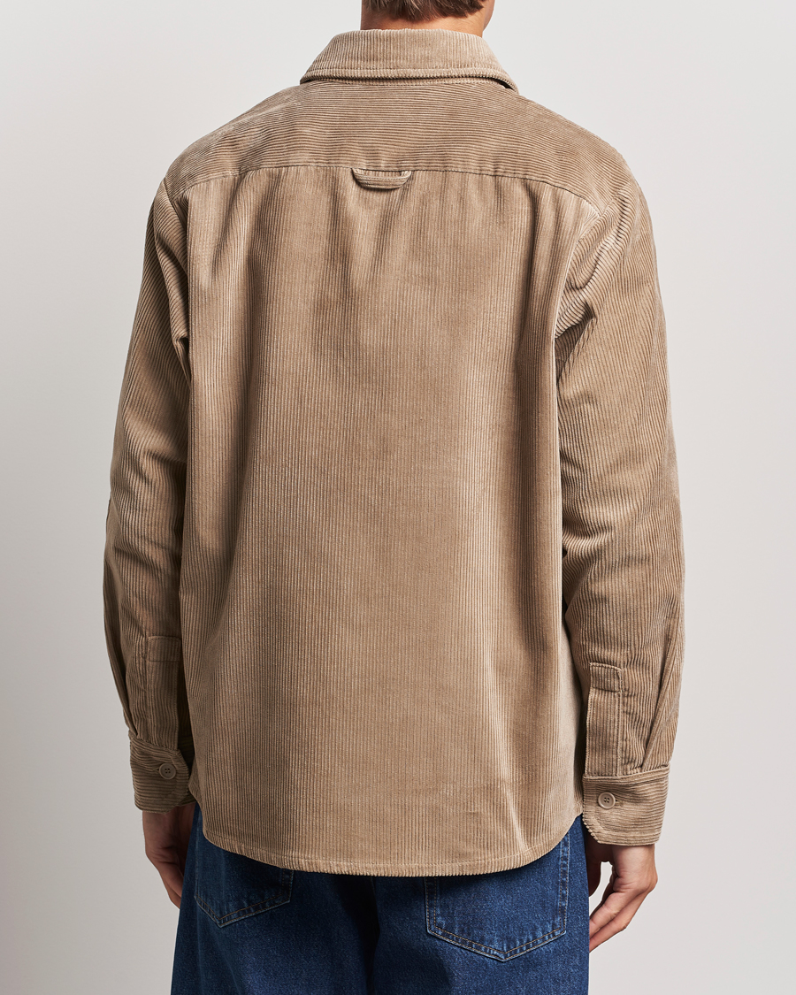 Mies | Kauluspaidat | A.P.C. | Bobby Corduroy Overshirt Beige