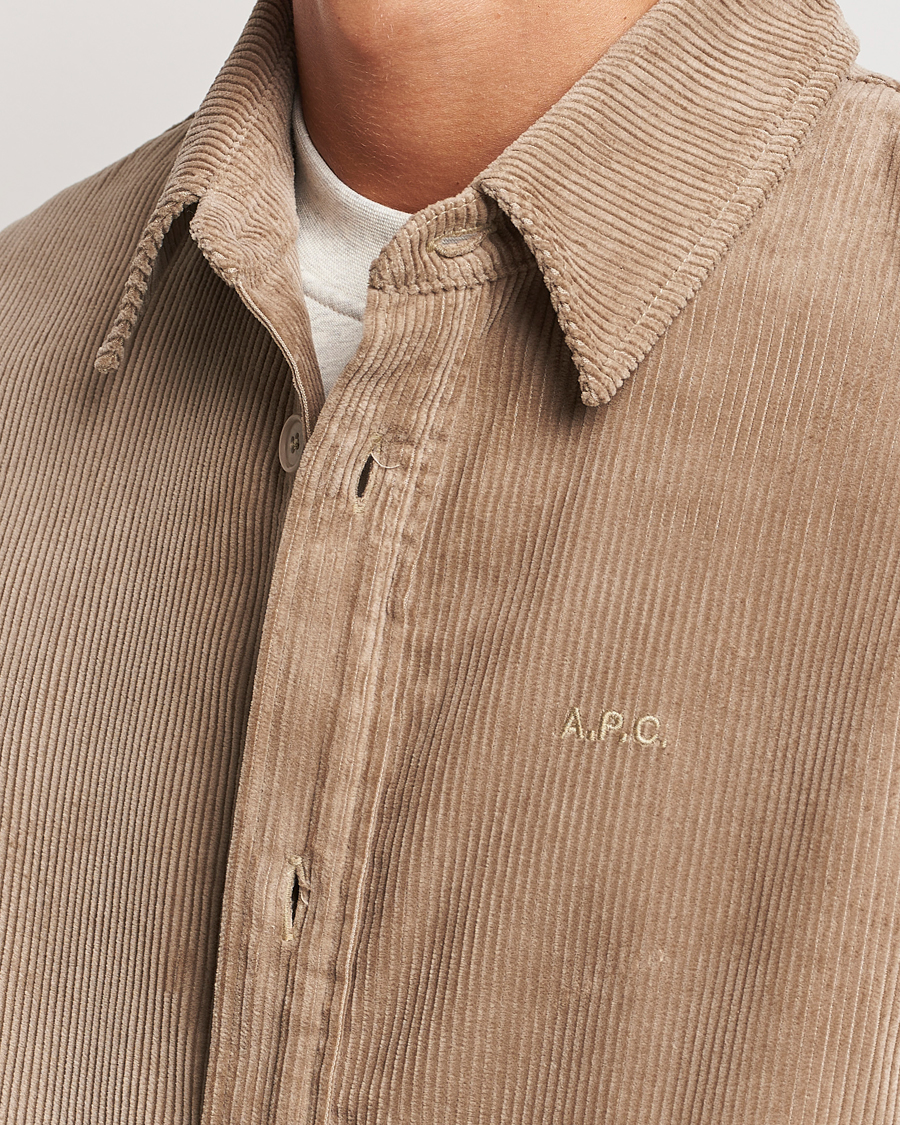 Mies | Kauluspaidat | A.P.C. | Bobby Corduroy Overshirt Beige