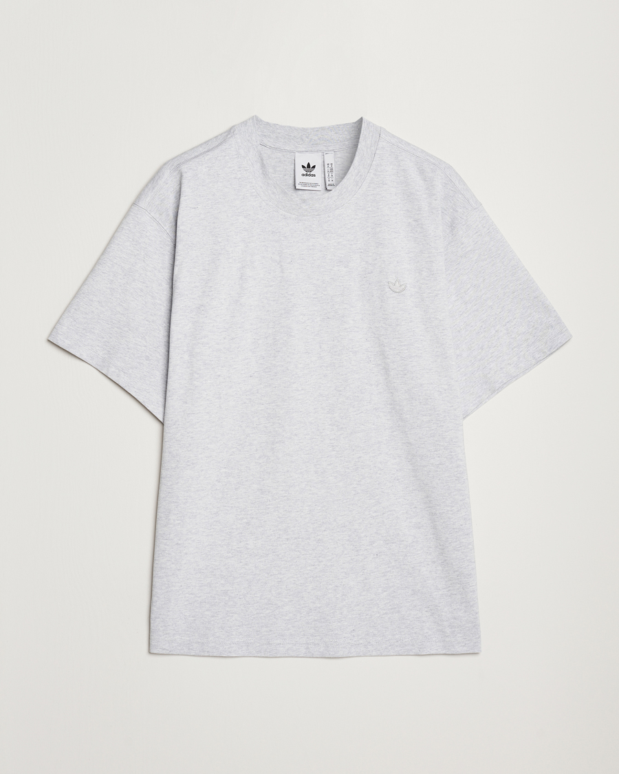 Mies | T-paidat | adidas Originals | Essential Crew Neck T-Shirt Light Grey