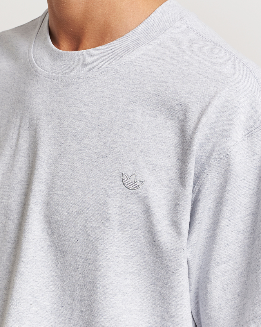 Mies | T-paidat | adidas Originals | Essential Crew Neck T-Shirt Light Grey