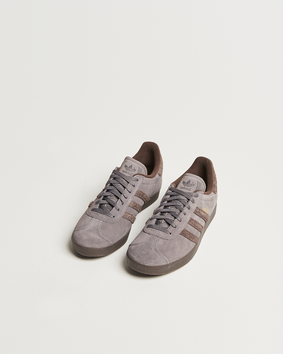 Mies | adidas Originals Gazelle Sneaker Charcoal | adidas Originals | Gazelle Sneaker Charcoal