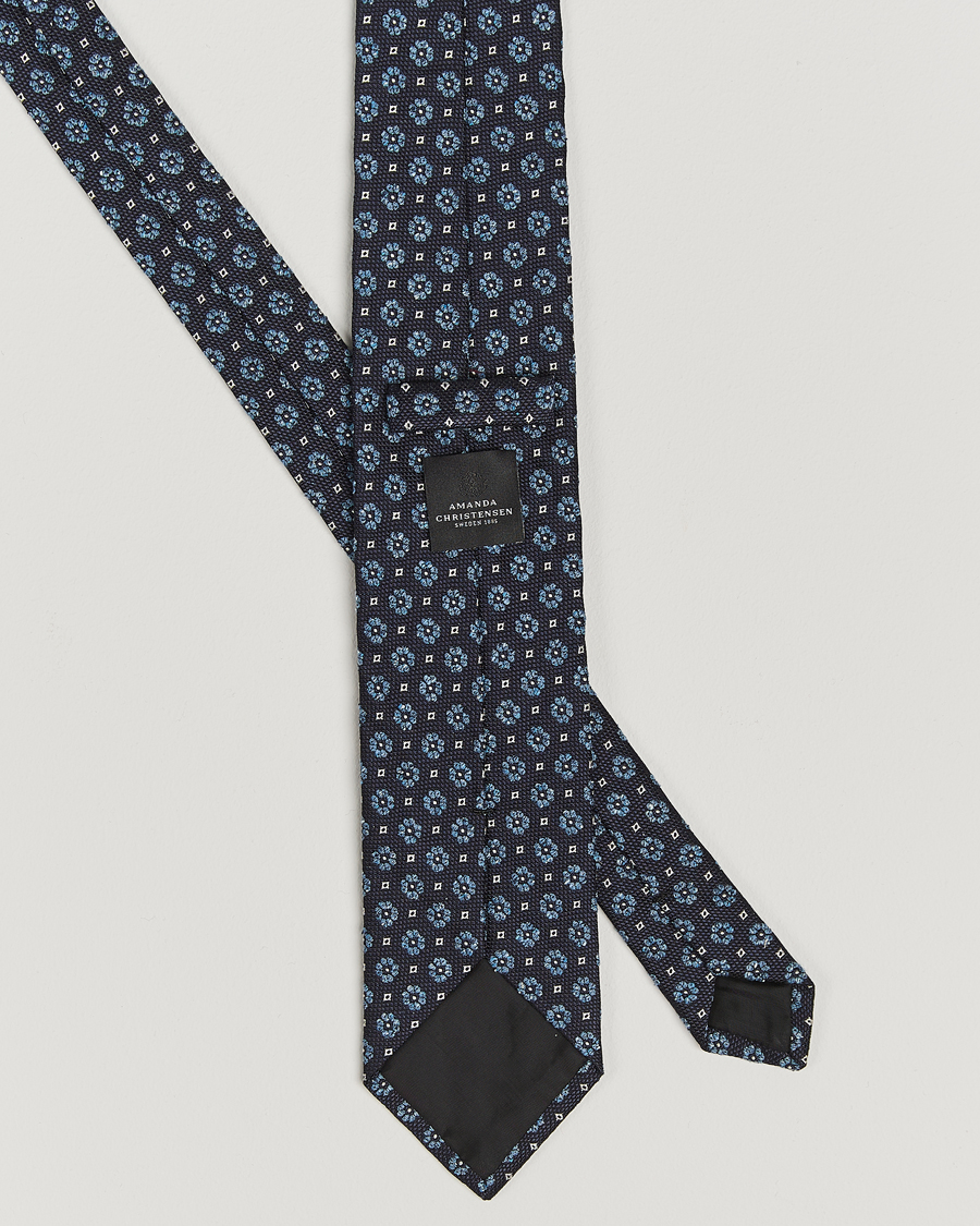 Mies | Amanda Christensen Silk/Cotton Printed Flower 8cm Tie Navy | Amanda Christensen | Silk/Cotton Printed Flower 8cm Tie Navy