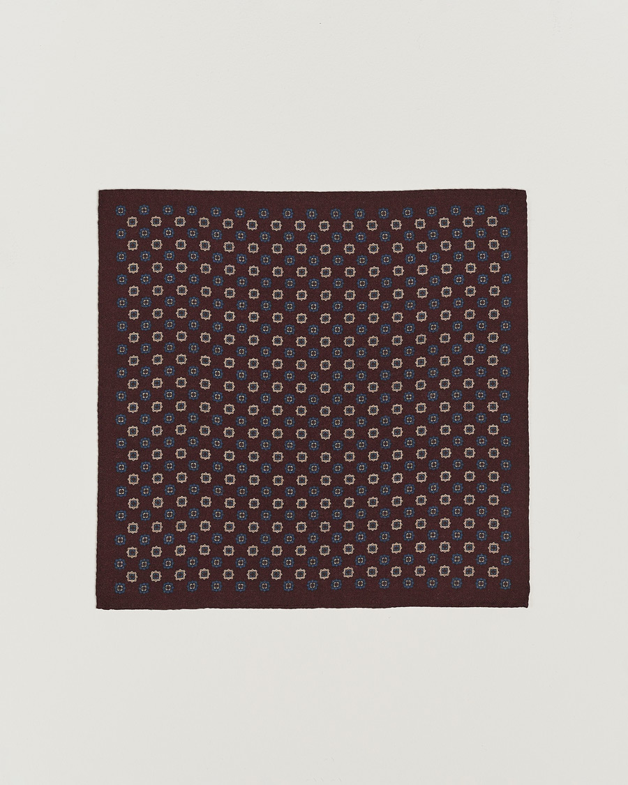 Mies | Amanda Christensen Wool Flannel Printed Flower Pocket Square Wine | Amanda Christensen | Wool Flannel Printed Flower Pocket Square Wine