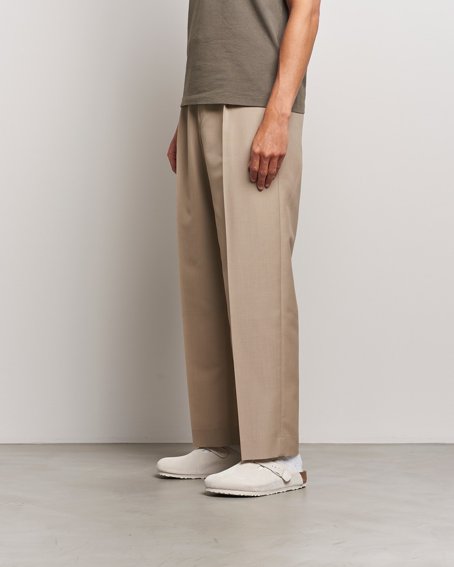 Mies | BIRKENSTOCK Boston Classic Footbed Antique White Suede | BIRKENSTOCK | Boston Classic Footbed Antique White Suede