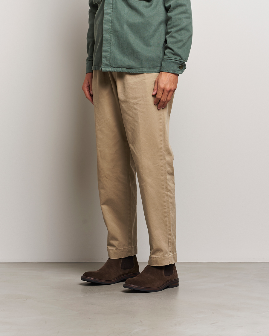 Mies | Nilkkurit | Astorflex | Bitflex Dainite Chelsea Boot Dark Brown Suede