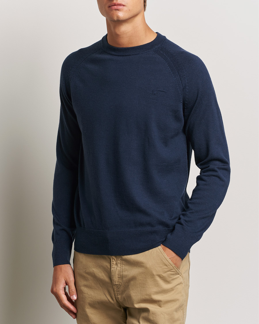 Mies | Puserot | Dockers | Washable Merino Crewneck Navy Blazer