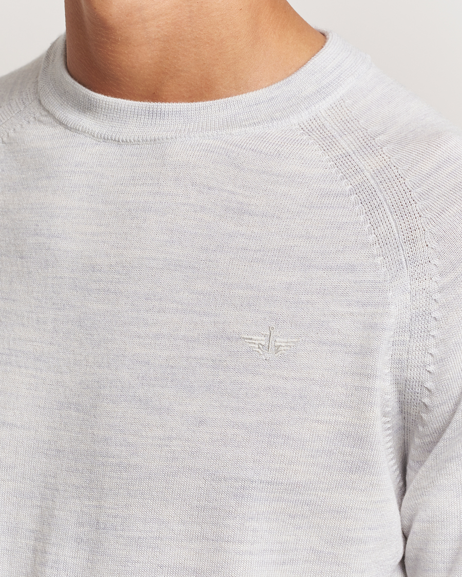 Mies | Puserot | Dockers | Washable Merino Crewneck Light Grey
