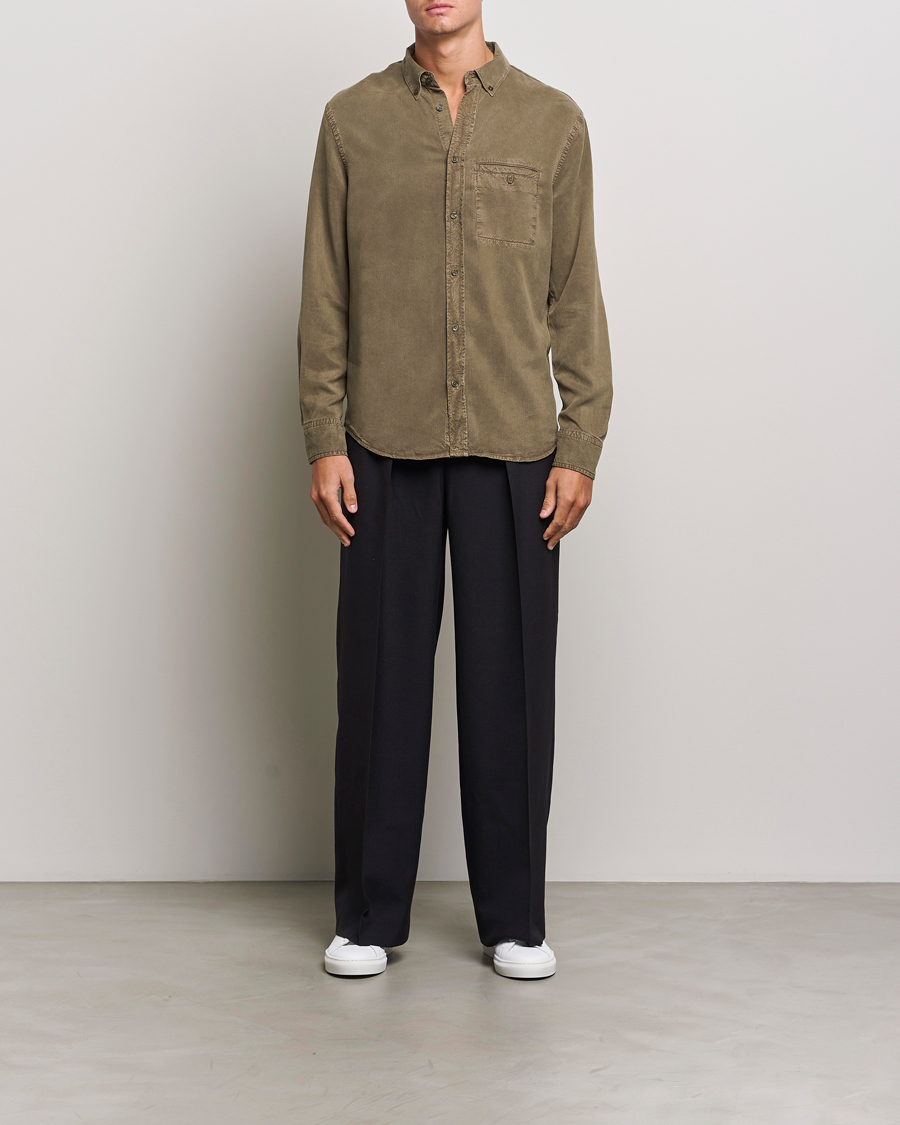 Mies | Kauluspaidat | Filippa K | Zachary Lyocell Shirt Dark Sage