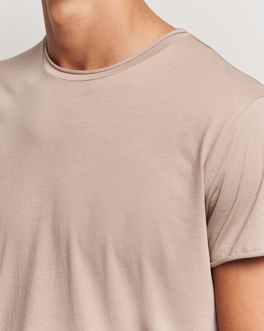 Mies | T-paidat | Filippa K | Roll Neck Crew Neck T-Shirt Faded Khaki