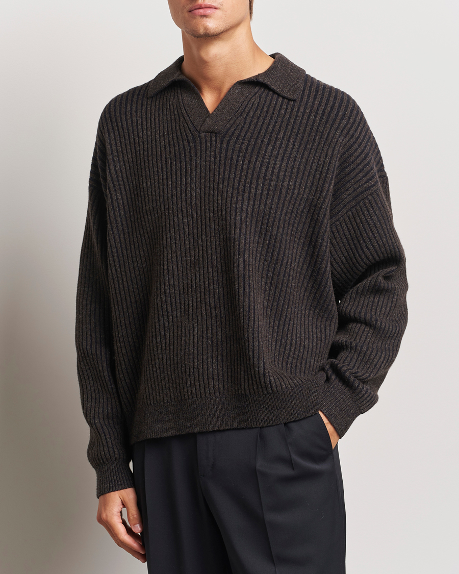Mies | Puserot | Filippa K | Rib Knitted Polo Shirt Mocha/Navy