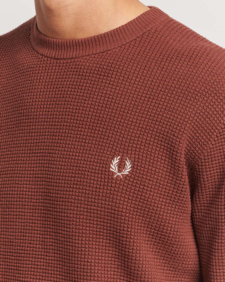 Mies | Puserot | Fred Perry | Waffle Stitch Jumper Whiskey Brown