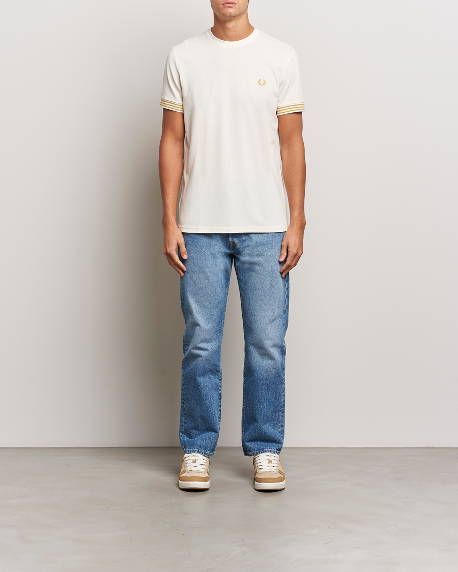 Mies | T-paidat | Fred Perry | Striped Cuff Crew Neck T-Shirt Ecru