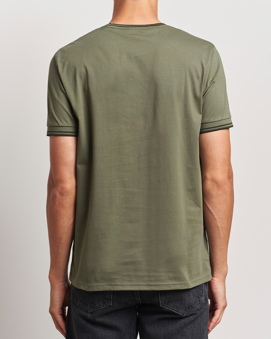 Mies | T-paidat | Fred Perry | Twin Tipped T-Shirt Laurel Green