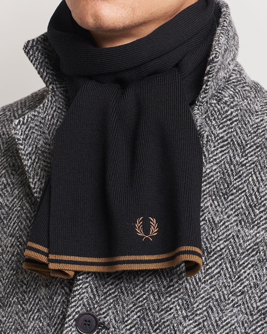 Mies | Fred Perry Twin Tipped Merino Wool Scarf Black | Fred Perry | Twin Tipped Merino Wool Scarf Black