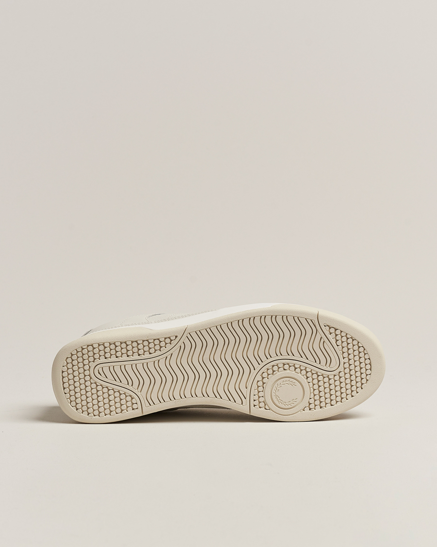 Mies | Fred Perry B300 Textured Leather Sneaker White | Fred Perry | B300 Textured Leather Sneaker White