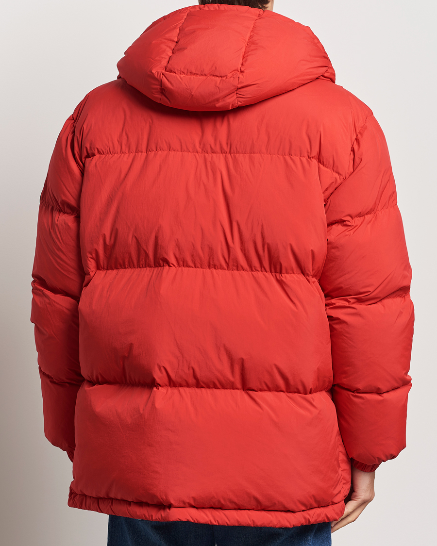 Mies | Takit | GANT | Expedition Down Puffer Ruby Red