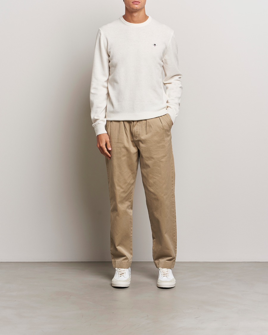 Mies | Puserot | GANT | Lambswool Crew Neck Pullover Cream