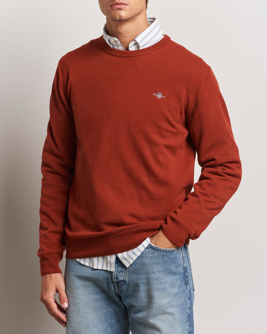 Mies | Puserot | GANT | Lambswool Crew Neck Pullover Iron Red