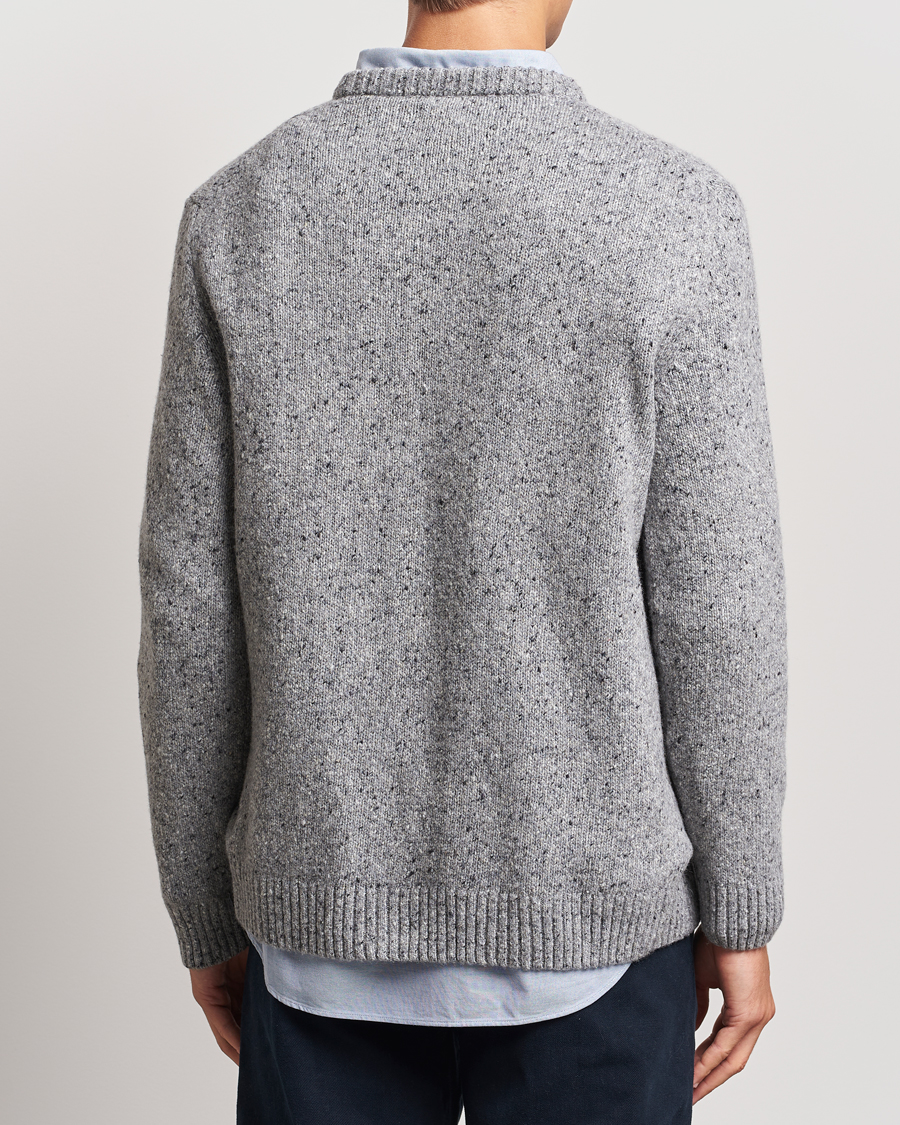 Mies | Puserot | GANT | Neps Wool Crew Neck Grey Melange