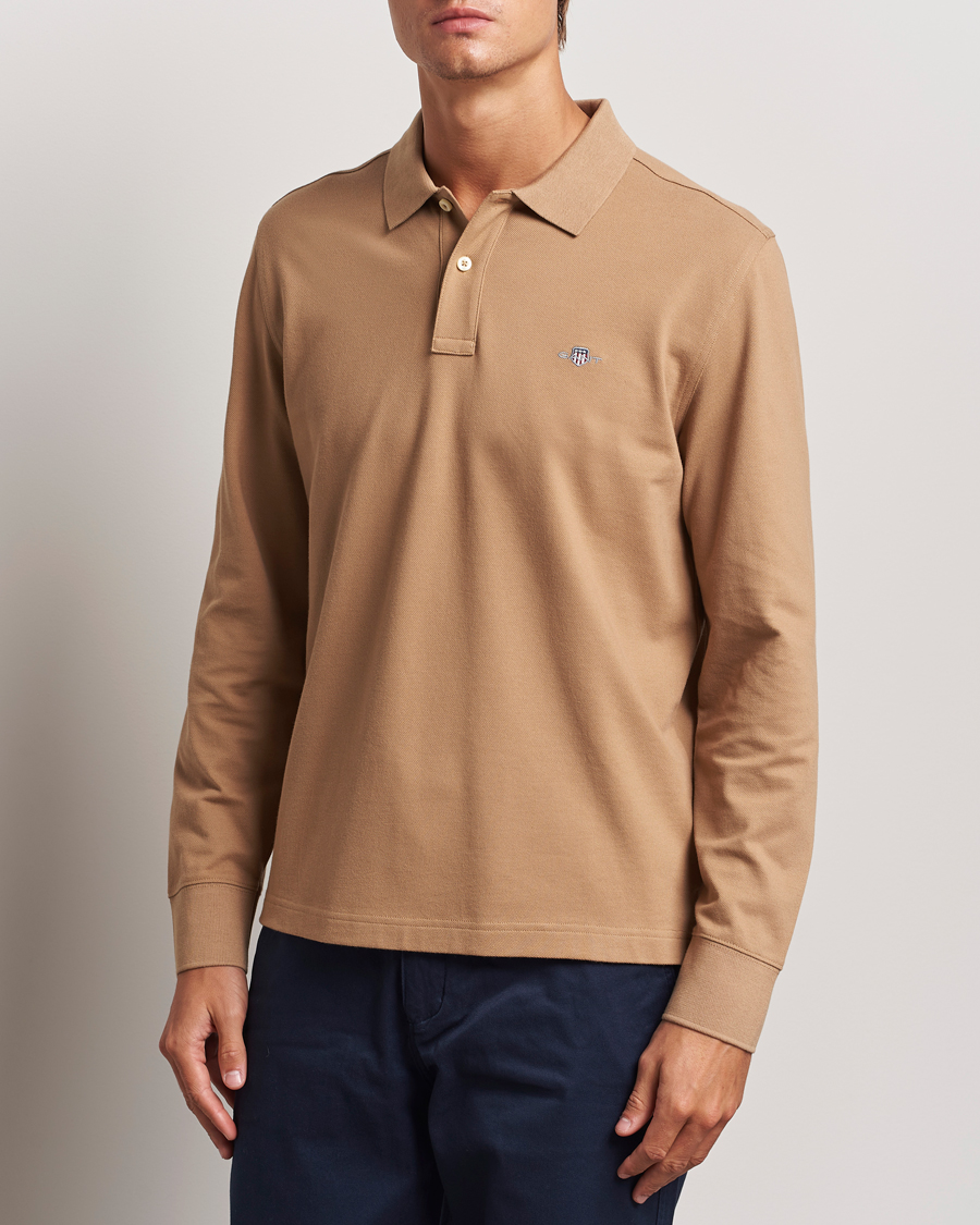 Mies | Puserot | GANT | Regular Shield Pique Polo Warm Khaki
