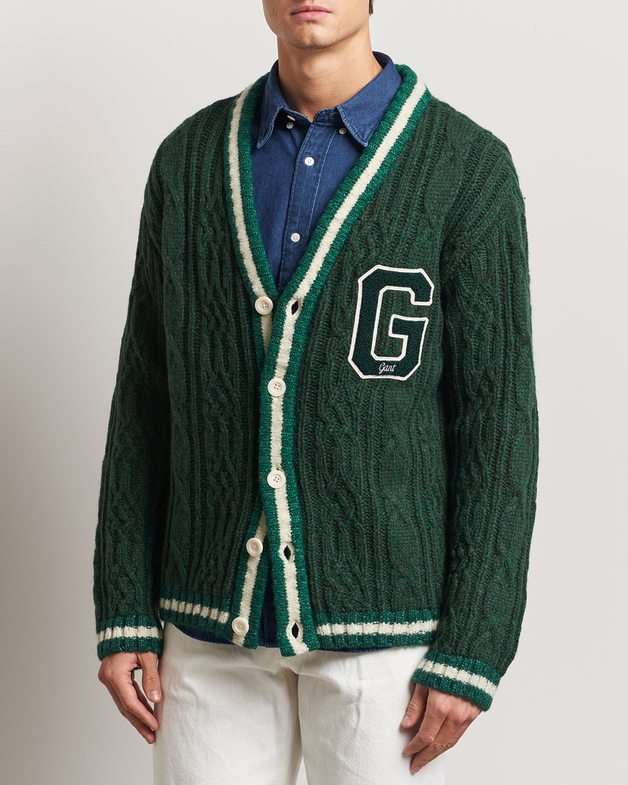 Mies | Puserot | GANT | Seasonal G Cable V-neck Cardigan Tartan Green