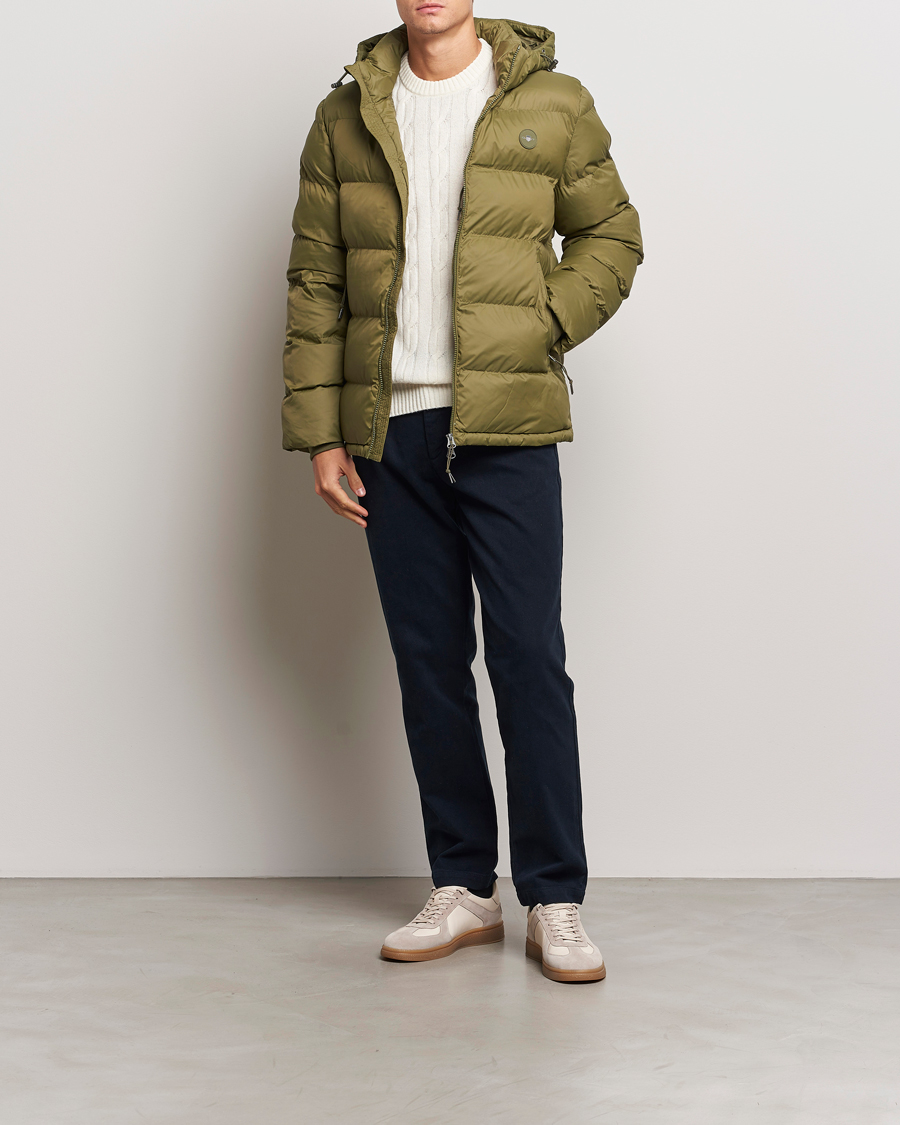 Mies | Takit | GANT | The Active Cloud Jacket Juniper Green