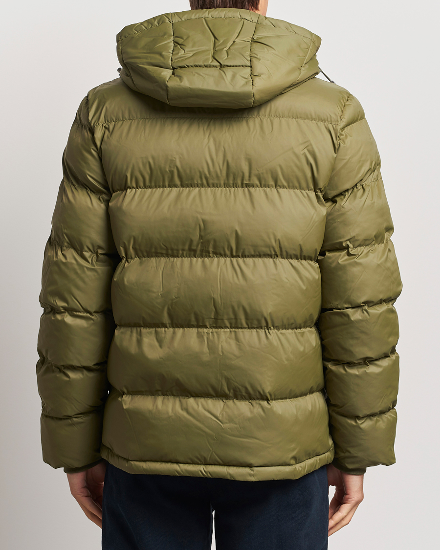 Mies | Takit | GANT | The Active Cloud Jacket Juniper Green