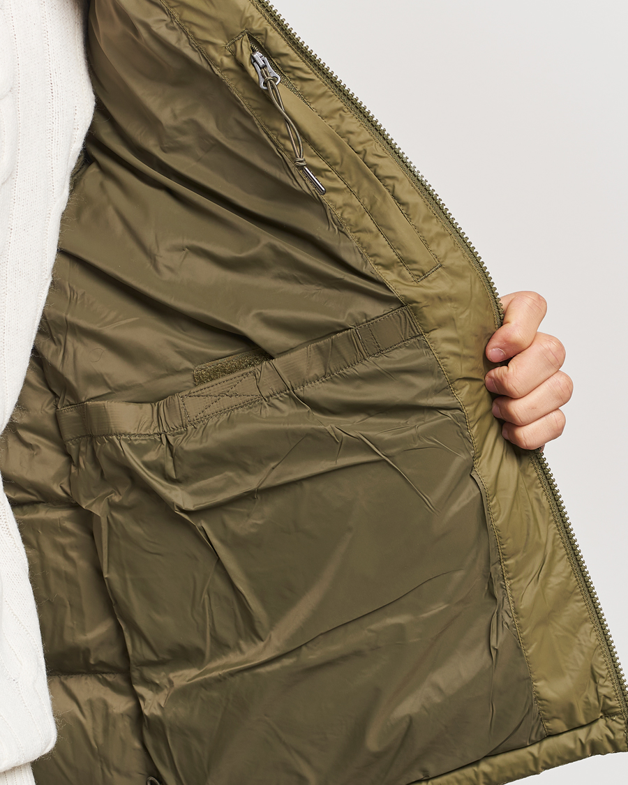 Mies | Takit | GANT | The Active Cloud Jacket Juniper Green