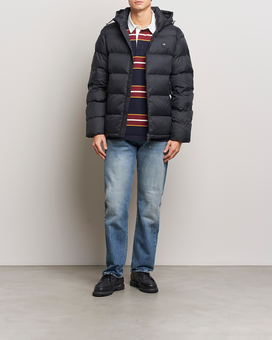 Mies | Takit | GANT | The Active Cloud Jacket Black