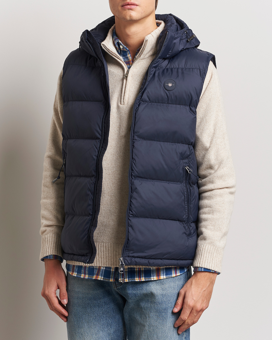 Mies | Takit | GANT | The Active Cloud Vest Evening Blue