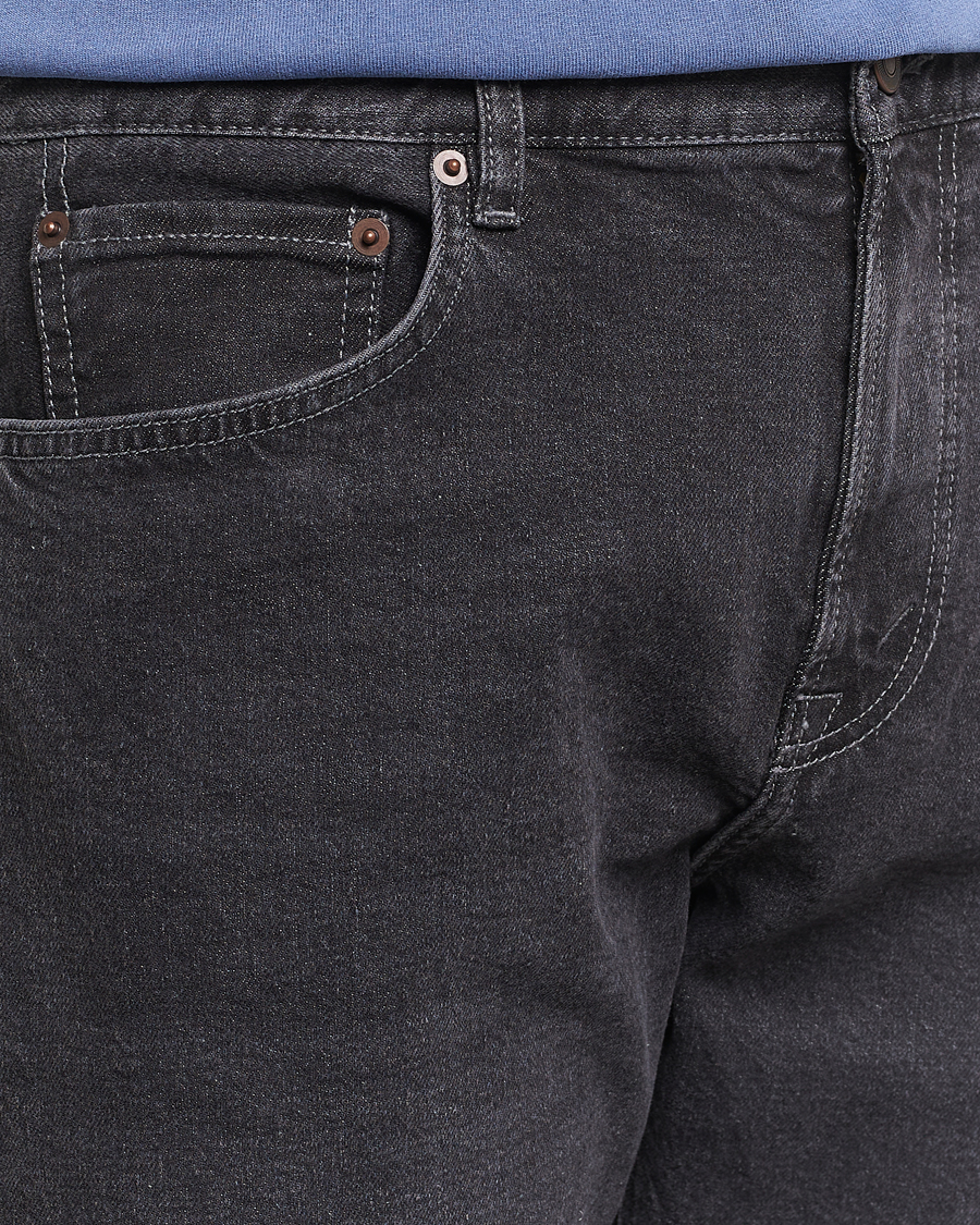 Mies | Farkut | Jeanerica | TM005 Tapered Jeans Black Vintage 62