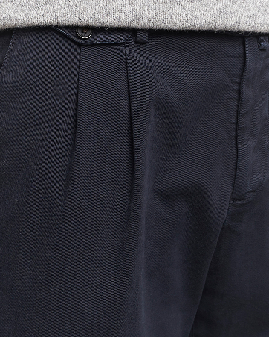 Mies | Housut | Briglia 1949 | Easy Fit Pleated Cotton Stretch Chino Navy