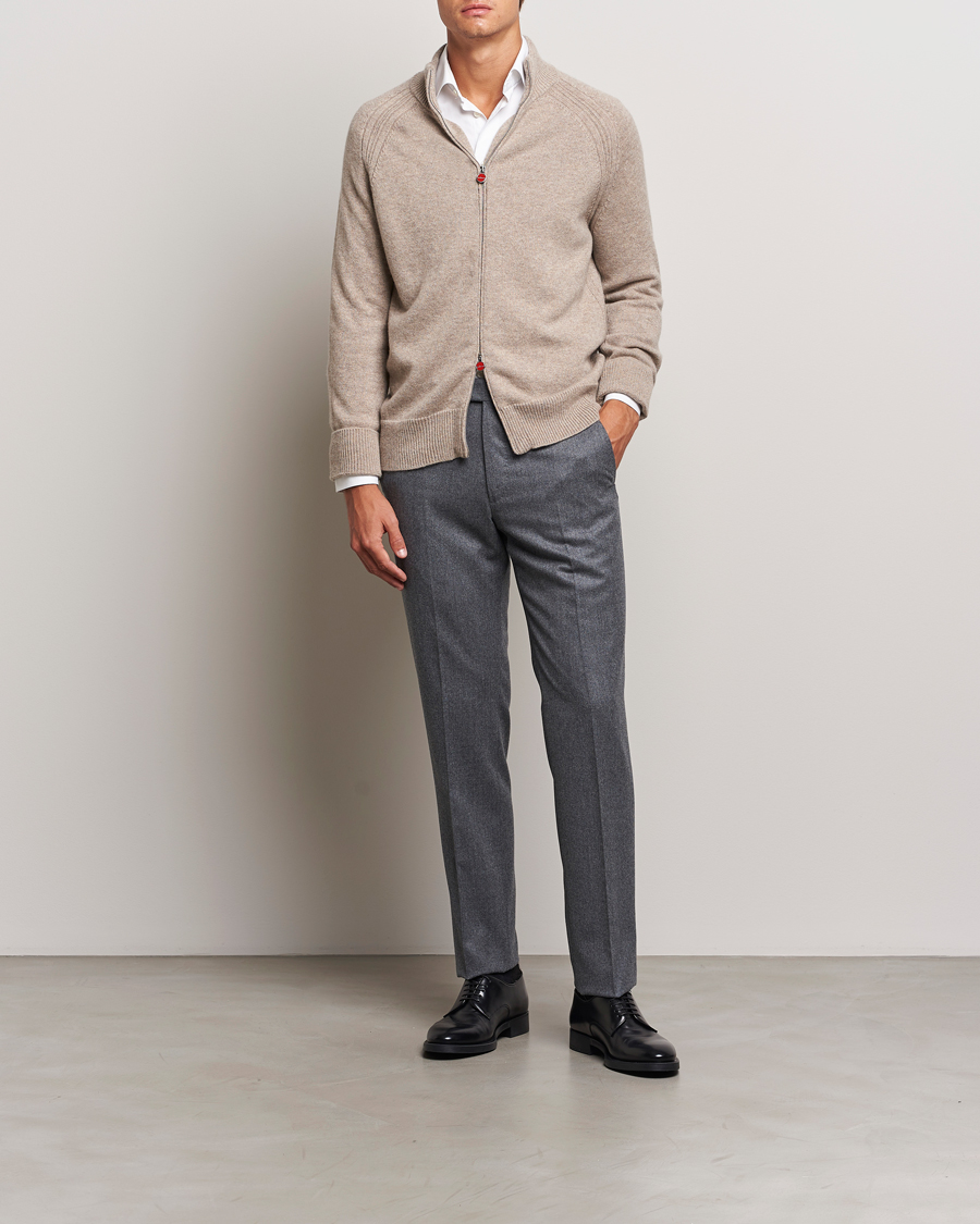 Mies | Puserot | Kiton | Cashmere Raglan Full Zip Beige