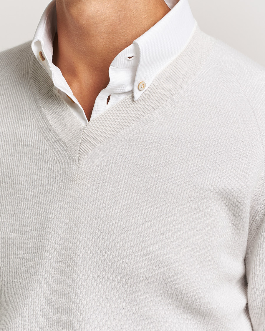 Mies | Puserot | Brioni | Rib Cashmere V-Neck Sweater Light Grey