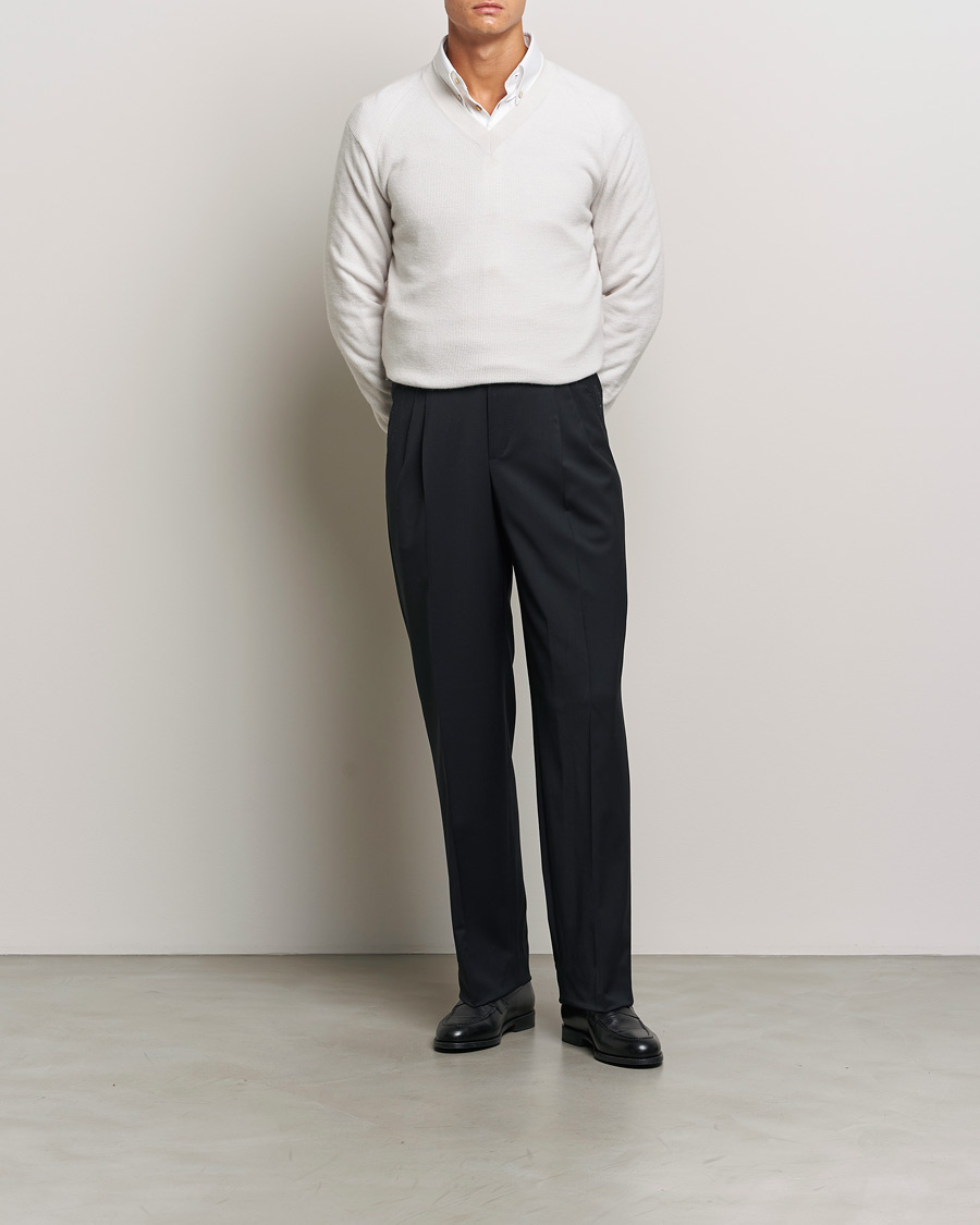 Mies | Housut | Brioni | Pleated Wool Trousers Navy