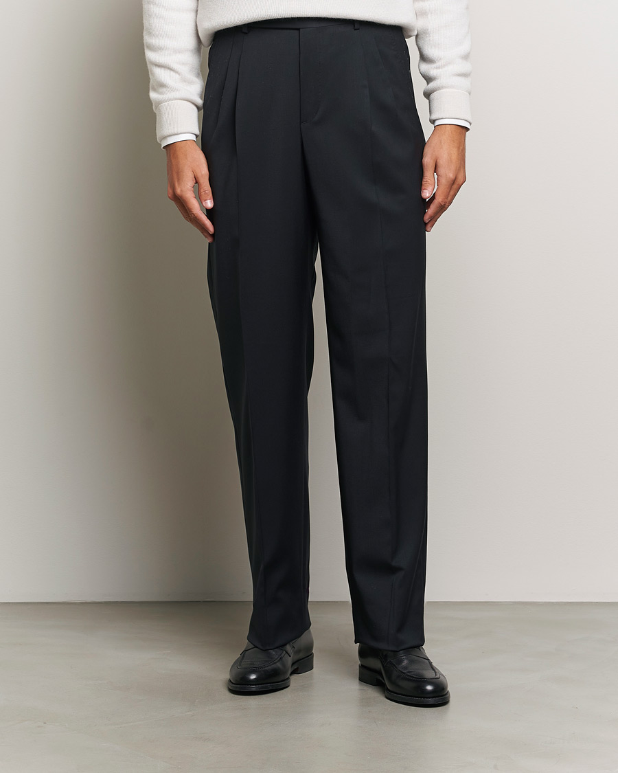 Mies | Housut | Brioni | Pleated Wool Trousers Navy