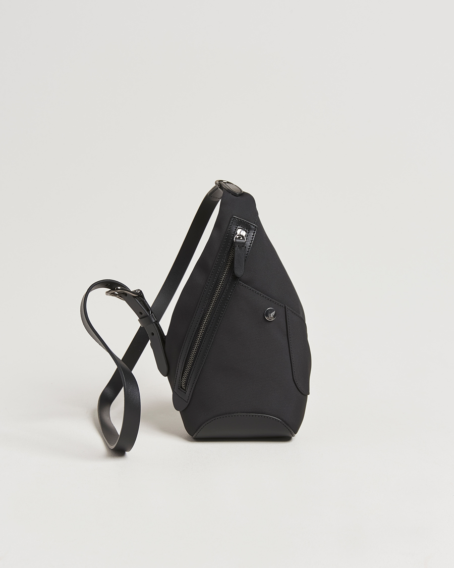 Mies | Laukut | Mismo | MismoM/S Drop Crossbody BagEclipse Black/Black