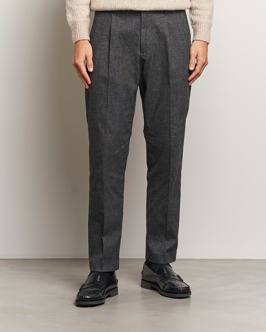 Mies | Housut | NN07 | Bill Pleated Brushed Cotton Trousers Black Melange